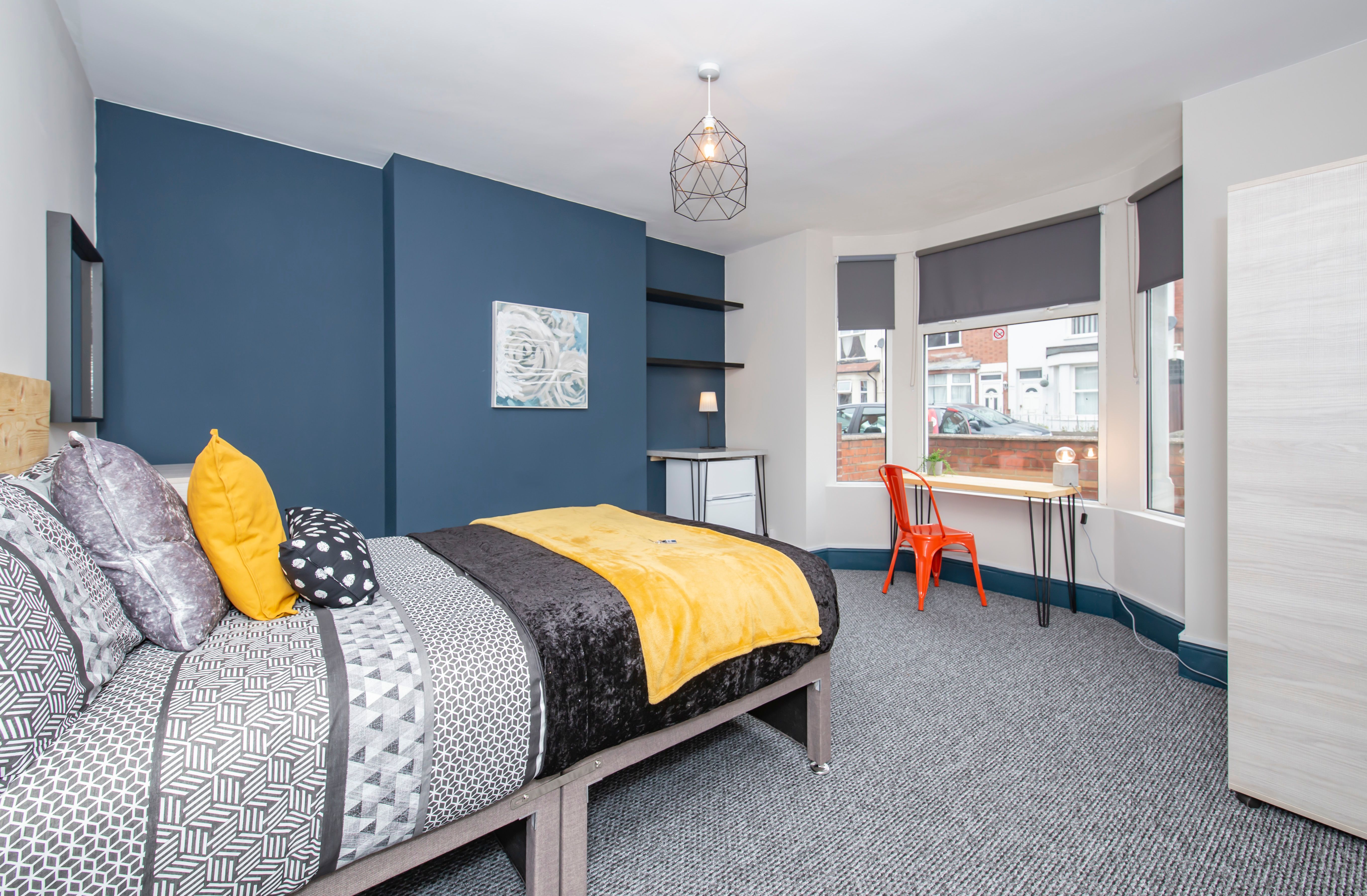 Croft Road, Nuneaton, CV10 7DN RENT A ROOM