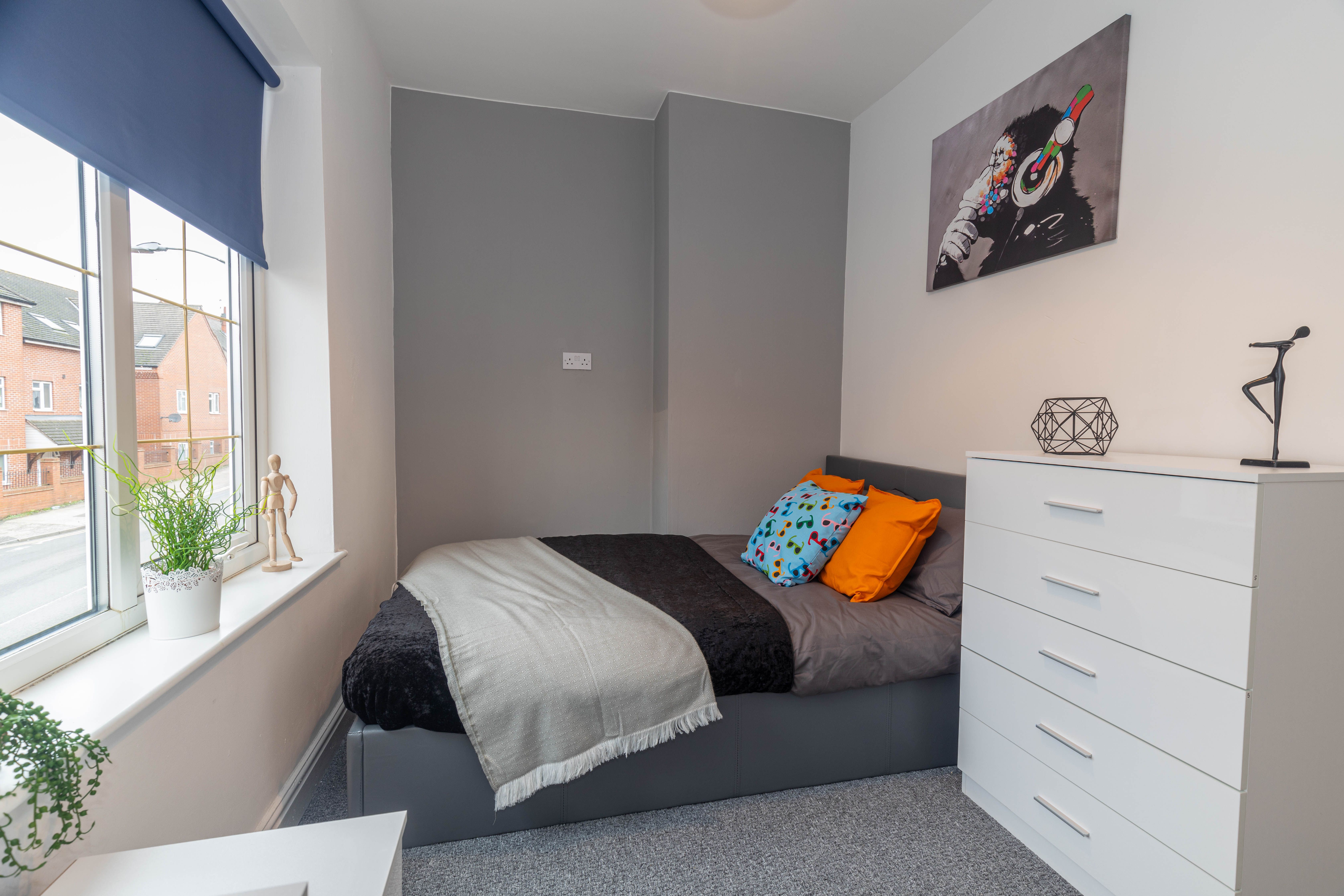 475 Heath End Road, Nuneaton, CV10 7HD