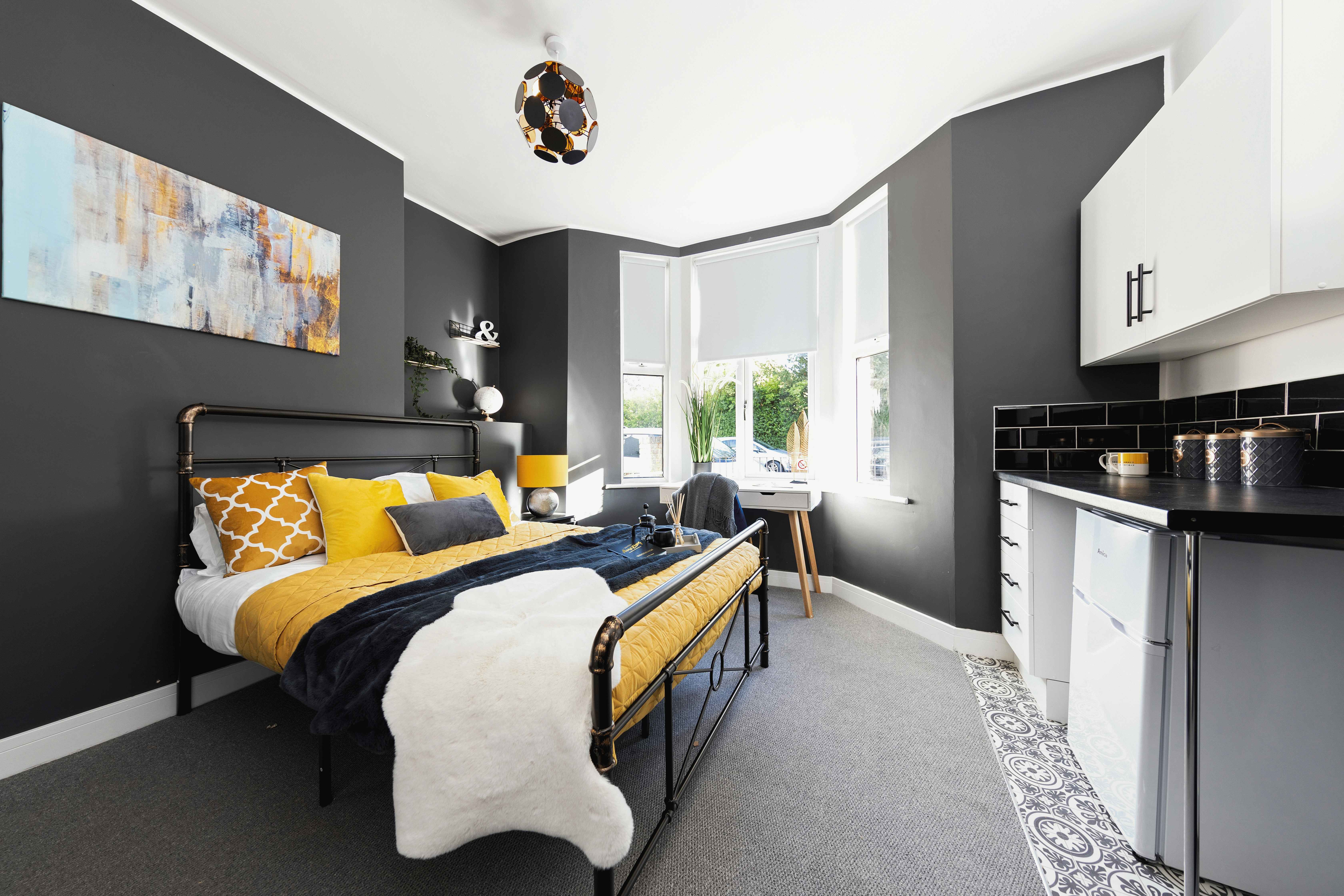 Oaston Road, Nuneaton, CV11 6JZ RENT A ROOM