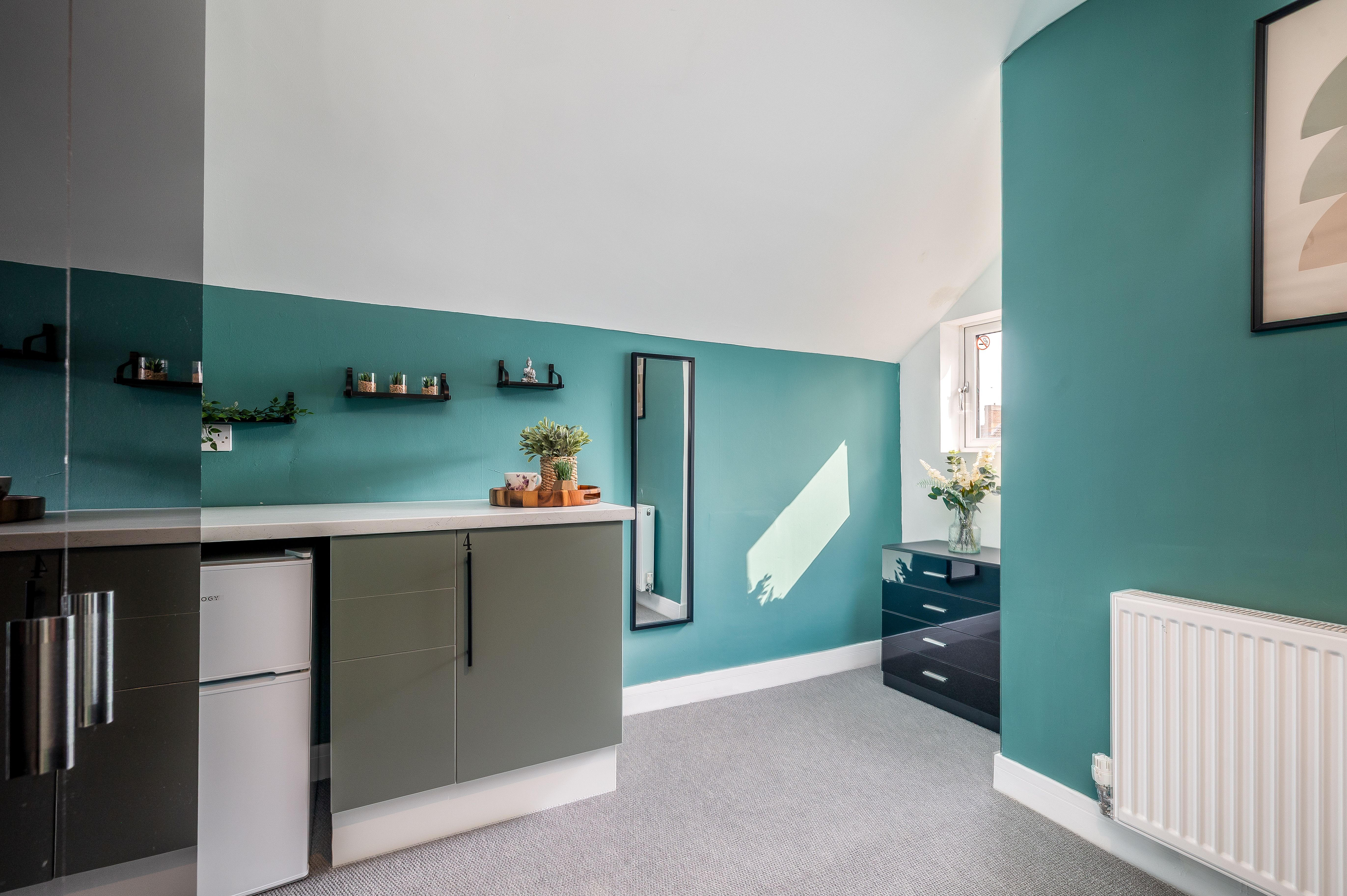 Room 4 – Hinckley, Leicester