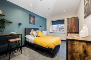 Crown House, Nuneaton, CV11 4BX